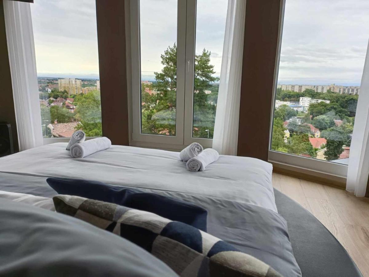 West Panorama Penthouse - Apartment With A Fantastic View Of The City ソンバトヘイ エクステリア 写真