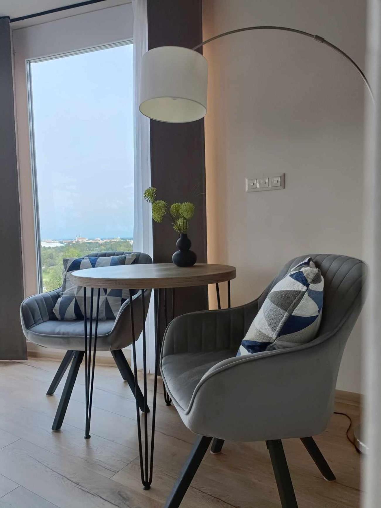 West Panorama Penthouse - Apartment With A Fantastic View Of The City ソンバトヘイ エクステリア 写真