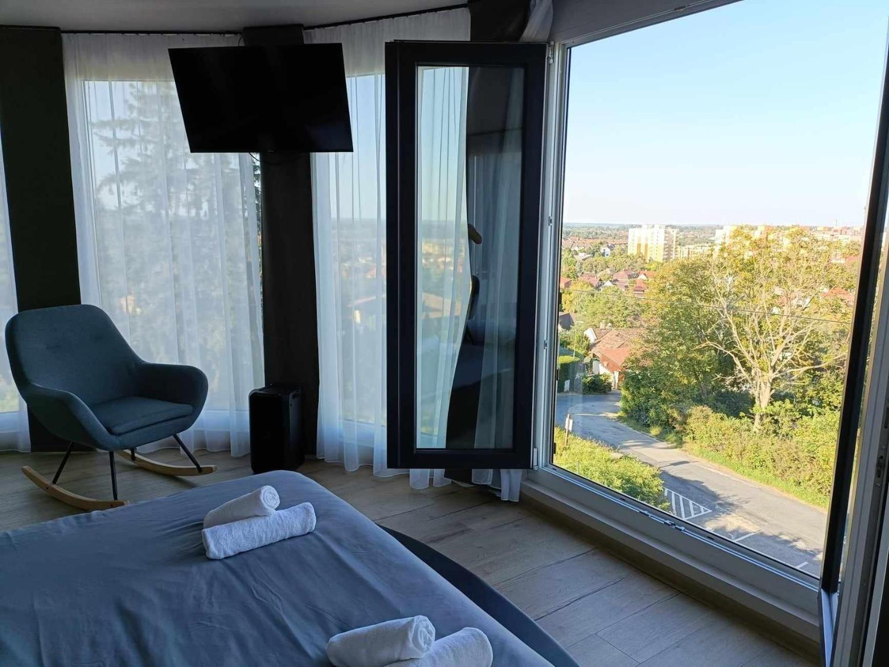 West Panorama Penthouse - Apartment With A Fantastic View Of The City ソンバトヘイ エクステリア 写真